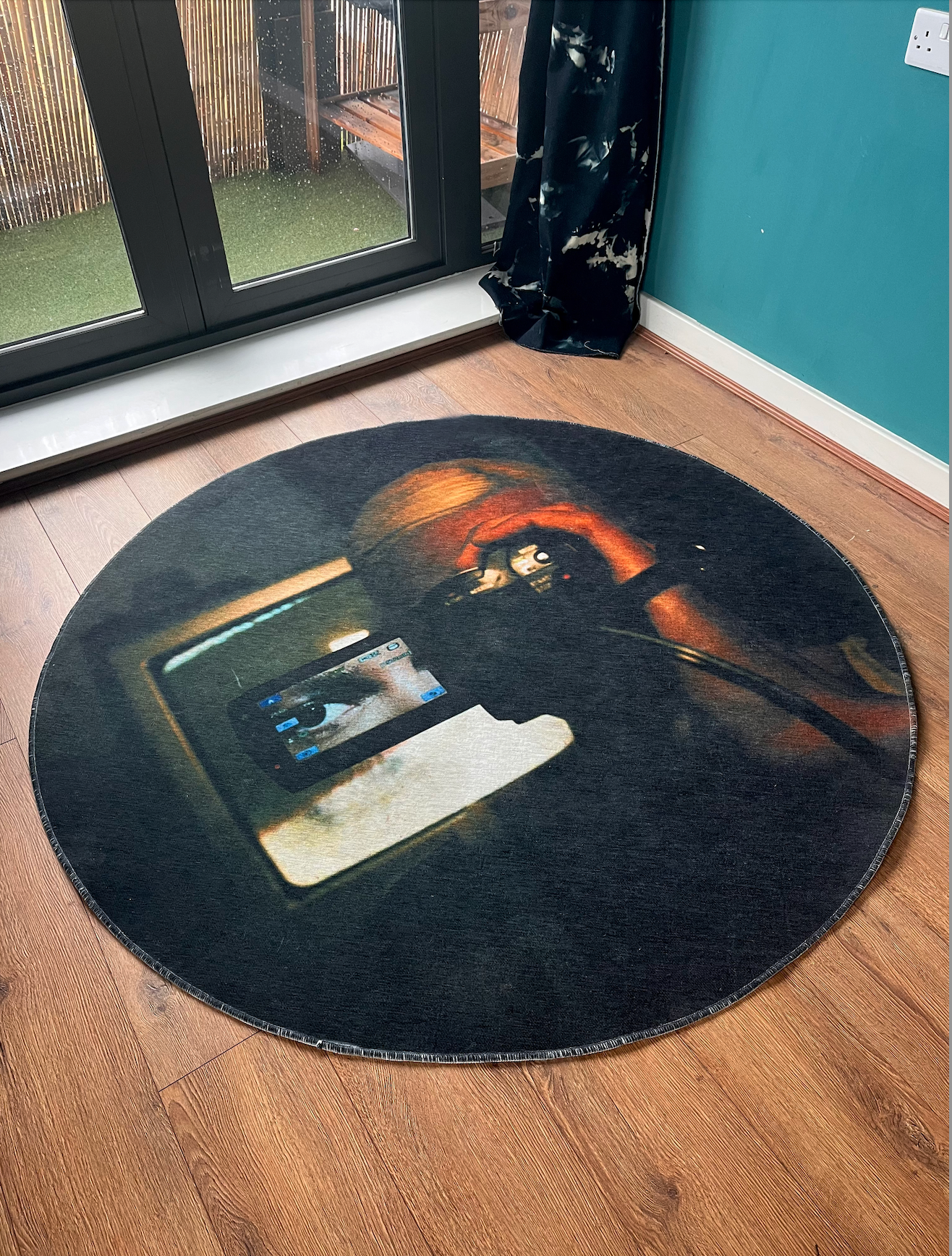 'The Watcher' Round Rug